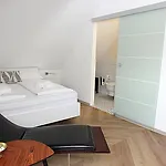 D Nocleg ze śniadaniem